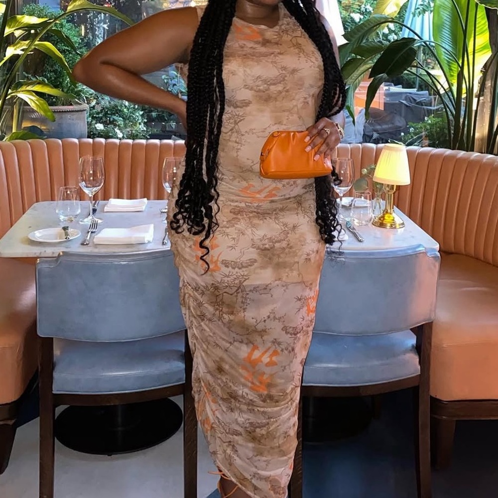 PrettyLittleThing Beige & Orange Printed Sleeveless Midi Dress